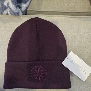 Athleta winter hat, head start beanie NWT